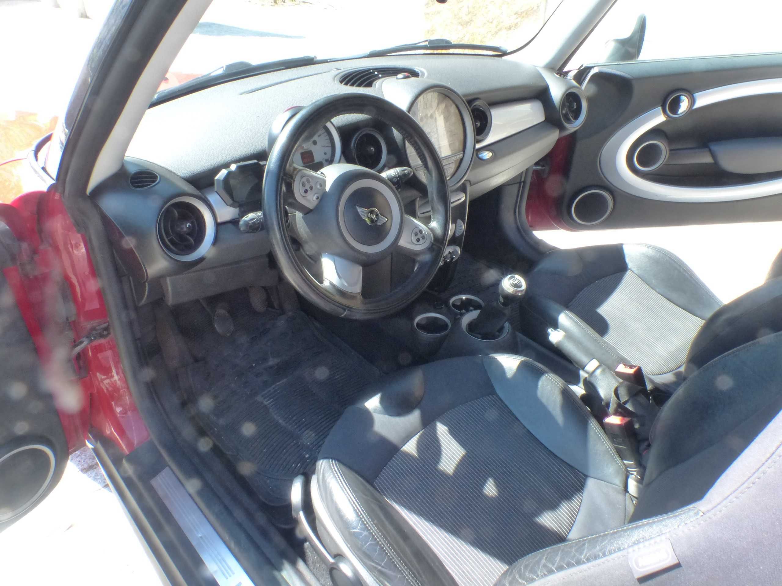 Mini Cooper D
motor PSA.
de 2008.