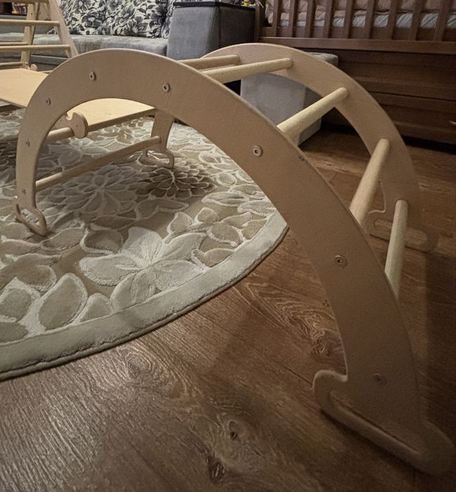 Дитячий комплекс Монтессорі. Трикутник Піклера. Арка гойдалка