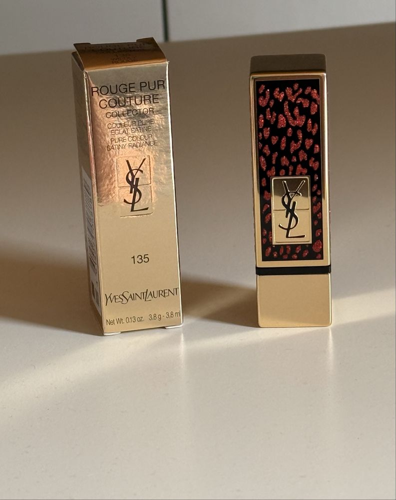 Pomadka szminka YSL 135 Wildly Rouge