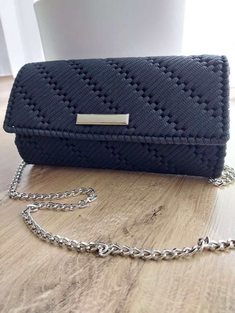 Czarna kopertówka handmade