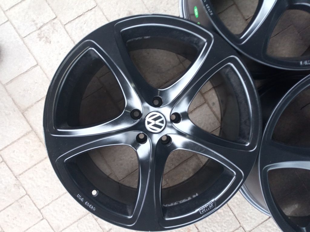 Felgi R 20. 5x112. J9. Et 33. VW , Skoda, Seat, Audi, Mercedes.