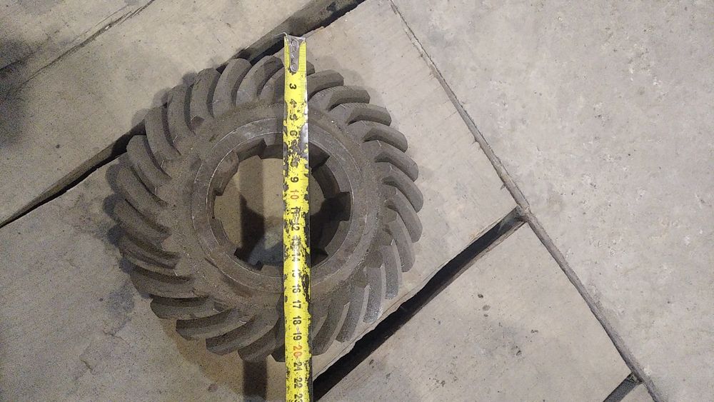 Продам шестерні до карусельного станка