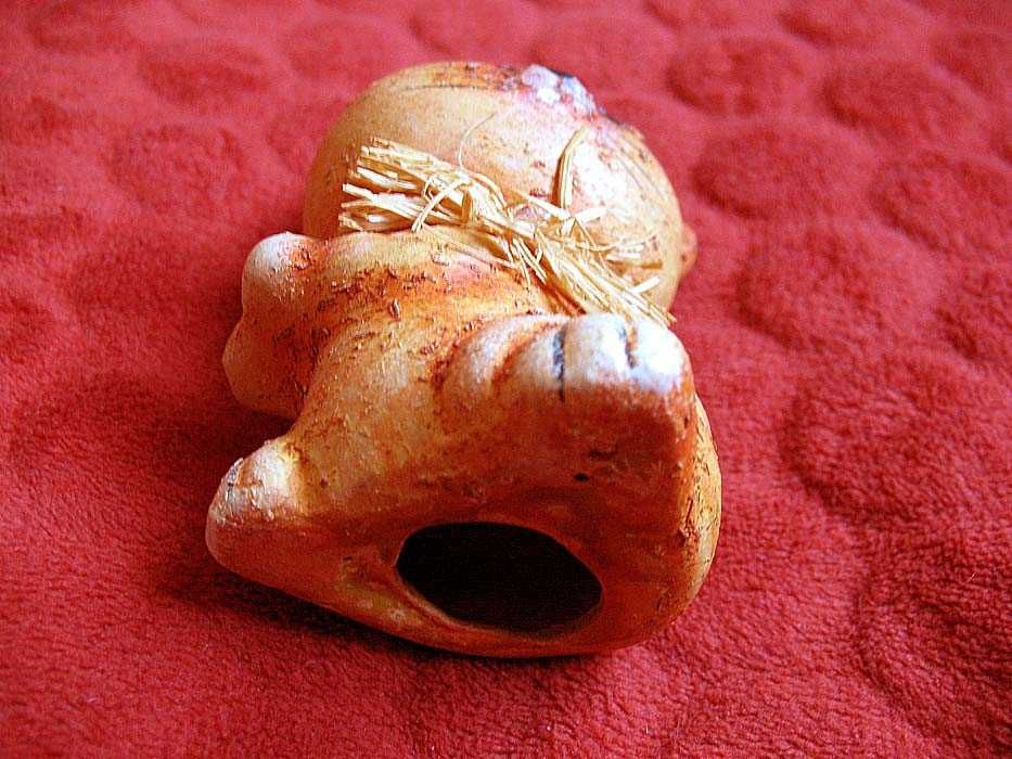 Kot - rudy kotek z kokardą - figurka ceramika - 10 x 6 x 6 cm