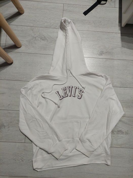 Biała bluza levis s