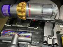 Dyson v15 absolute
