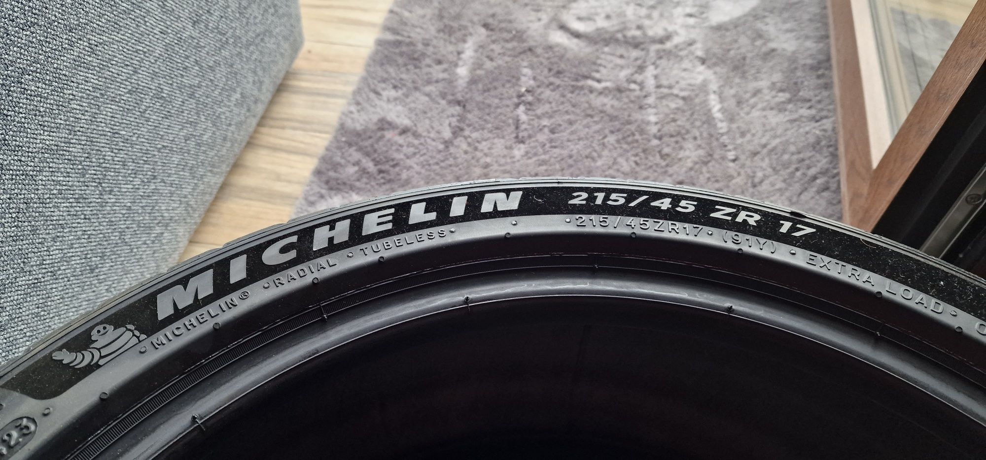 Alufelgi O.Z. ULTRALEGGERA z oponami Michelin, jak nowe.