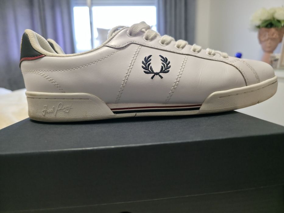 Sapatilhas Fred Perry tamanho 44