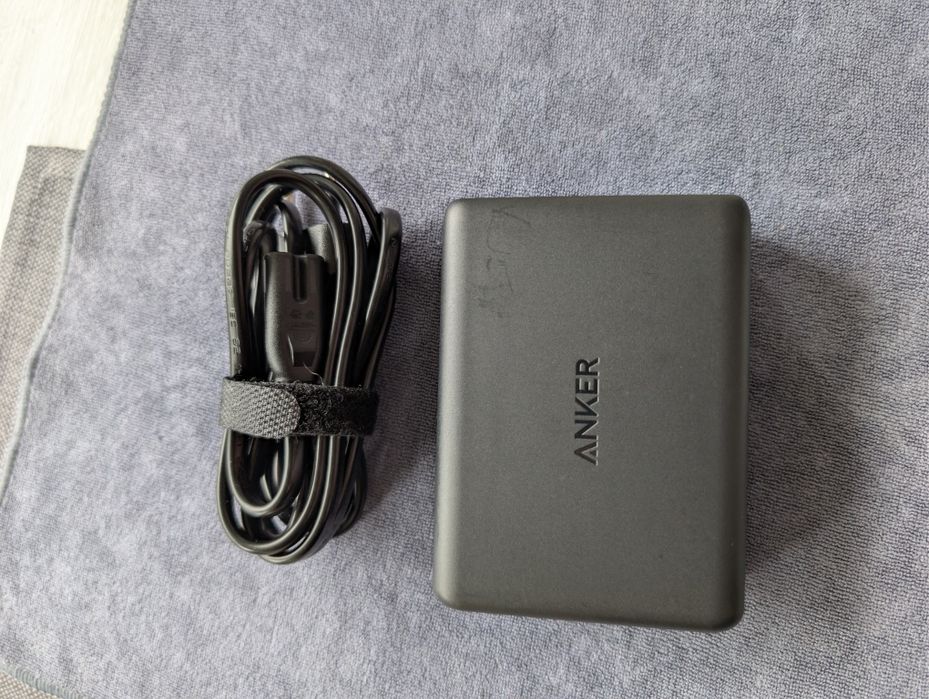 Зарядний пристрій ANKER 60w 6 Port Charging Station