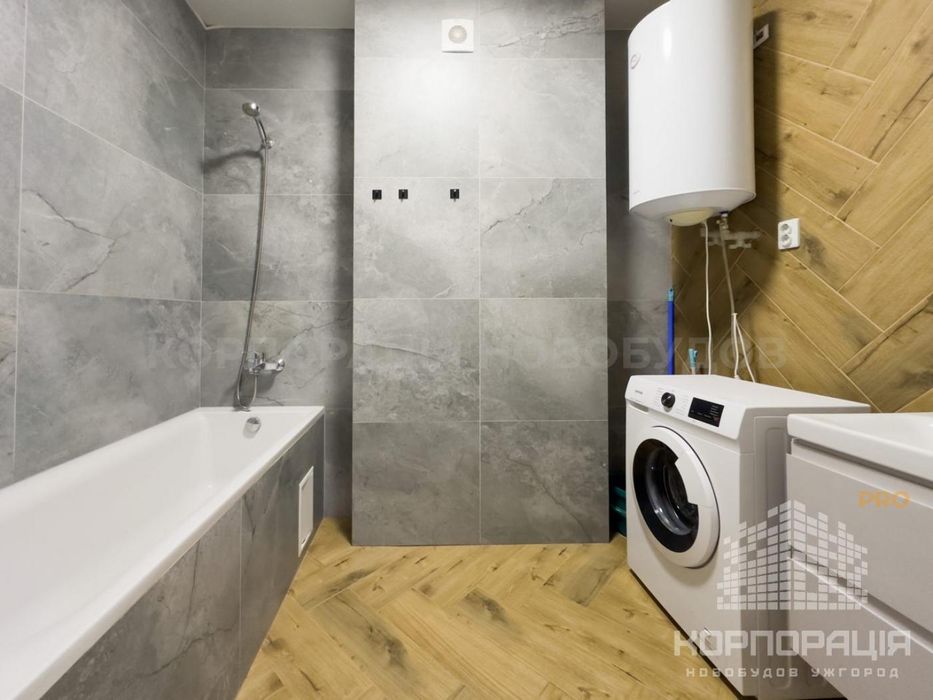 Продаж 2-км квартири, 76 м2, ЖК "Престиж", поруч Боздоський парк