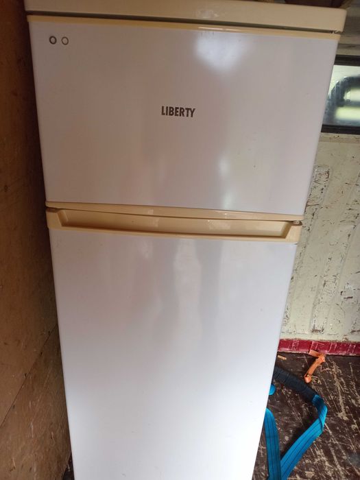 Холодильник состояние отличное