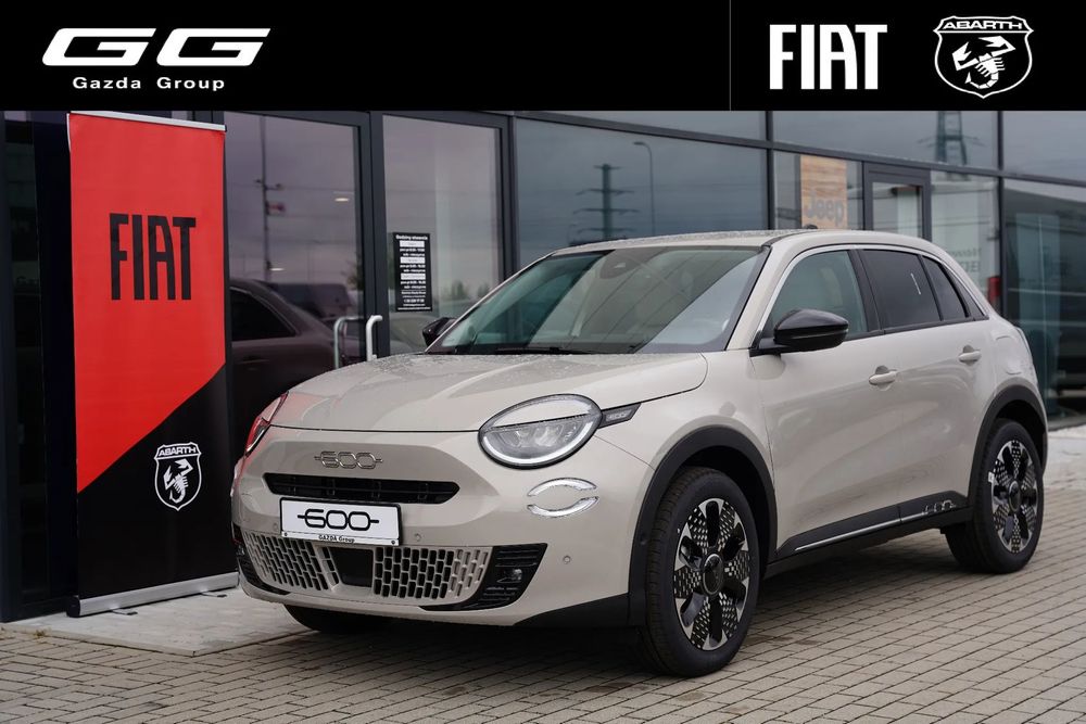 Fiat 600 600e La Prima - Zasięg elektryczny w km : 405