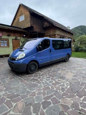 Opel vivaro 2.0 benzyna LPG 9 osobowy 1 właściciel w Polsce