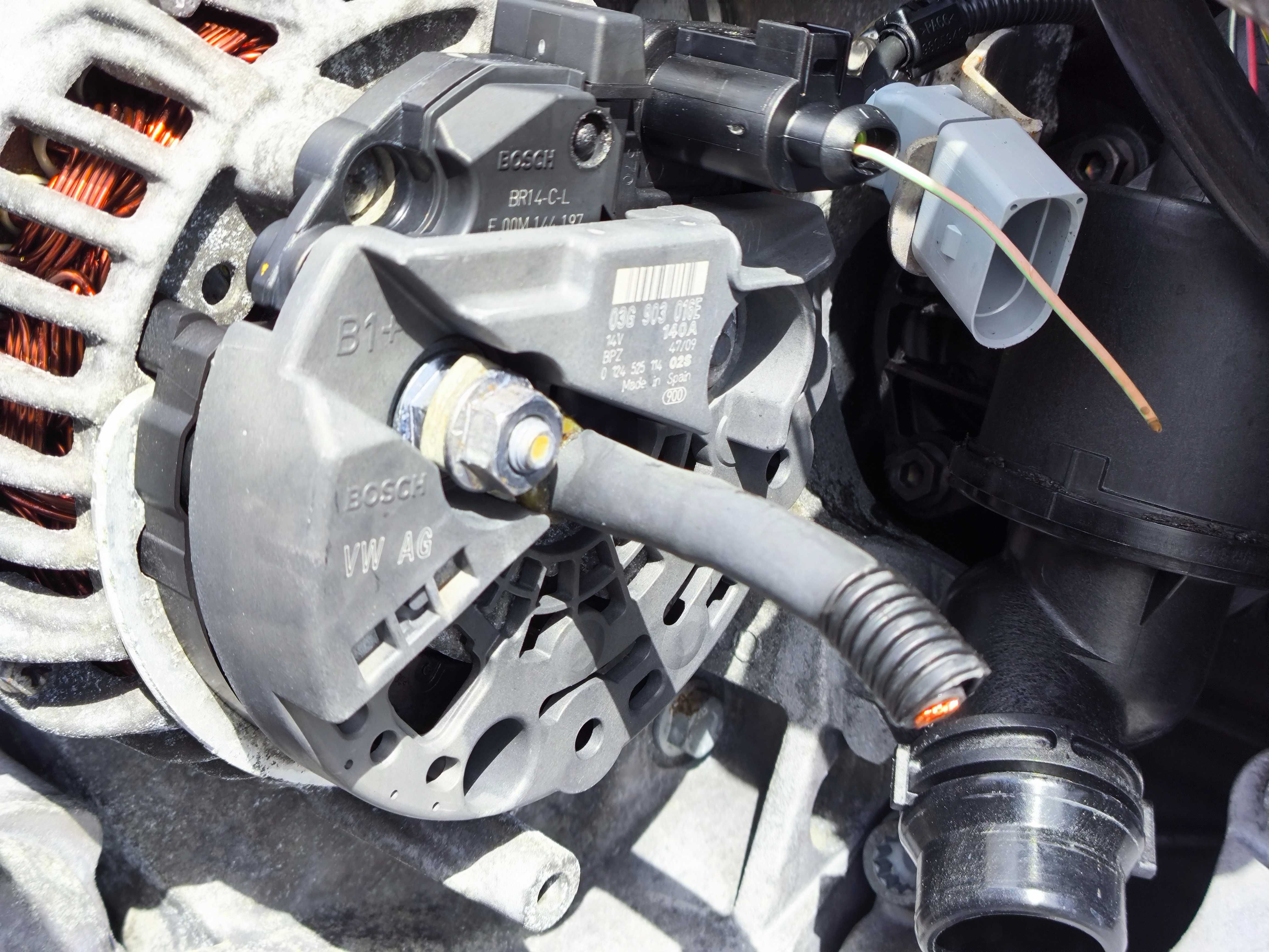 Alternator Audi A4 B8 2.0 TDI CAG 03G903016E Siedlce