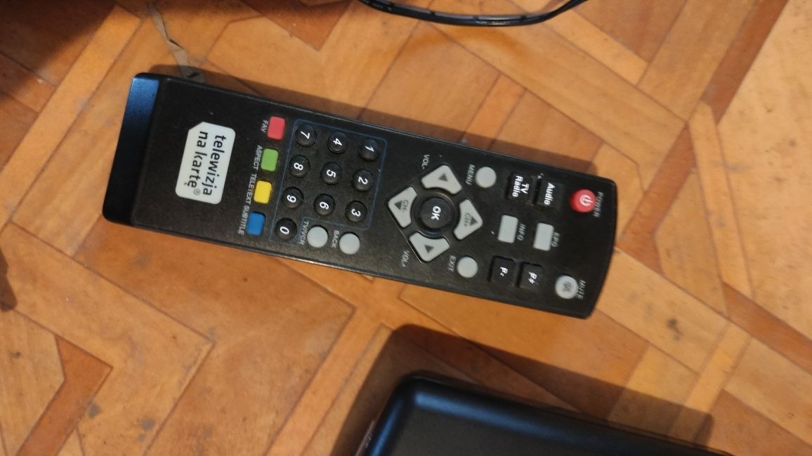 Dekoder telewizja na kartę ADB-1180s