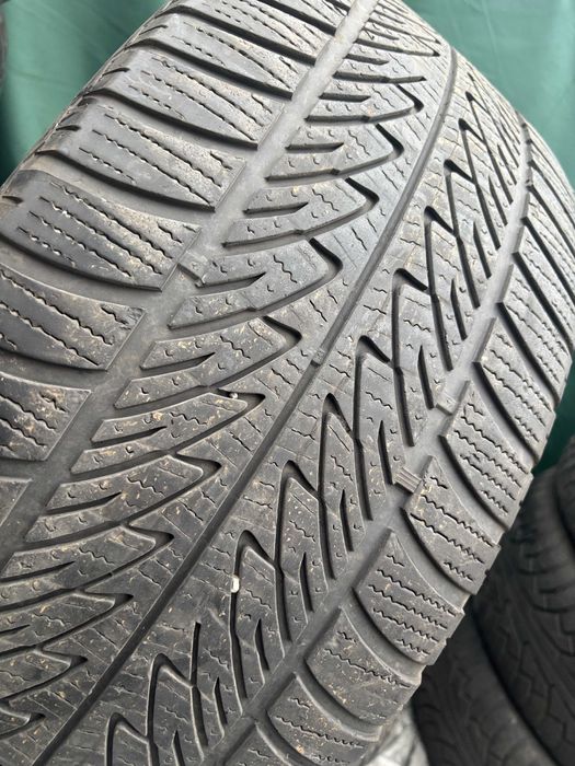285-45-R20 GOODYEAR ULTRA-8 = 1 штука зимняя резина GERMANY 2024