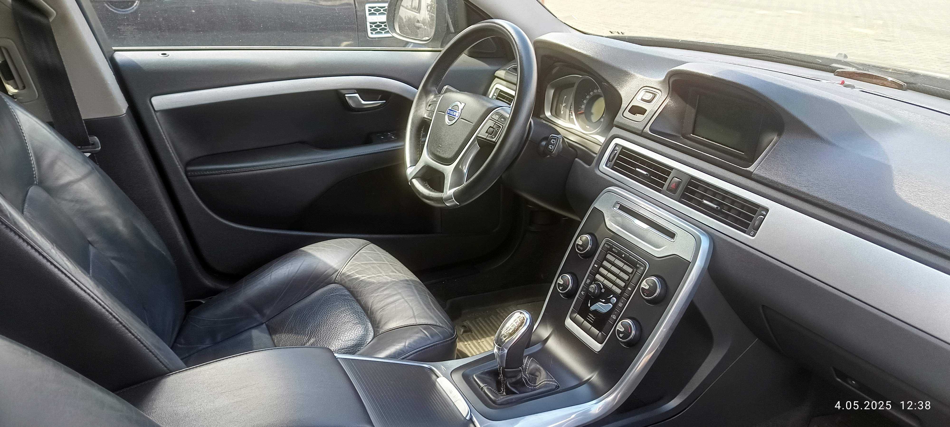 Volvo V70 2.0 T5 MR`14 E5