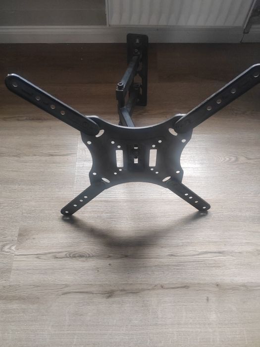 Uchwyt do telewizora