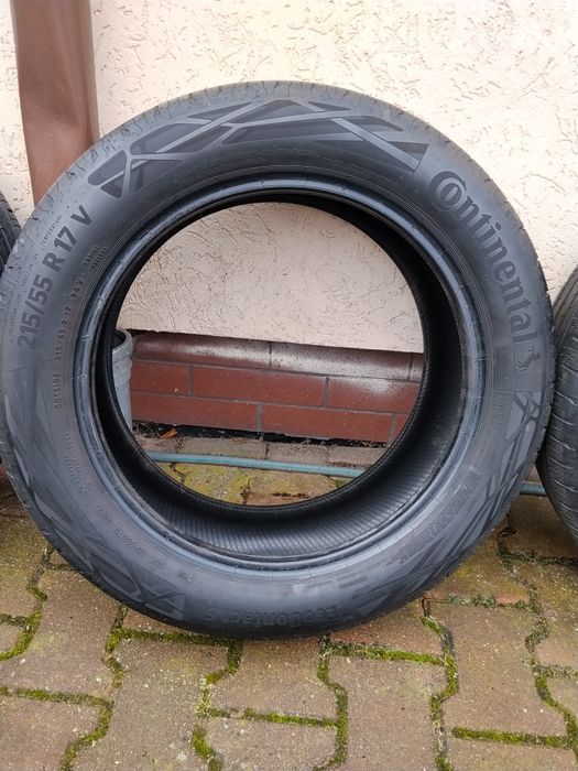 Opony Continental Ecocontakt 215/55/R17  4 szt. 2023r. jak Nowe
