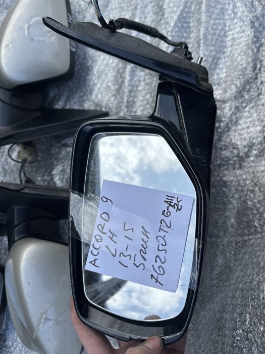 Зеркало правое левое Honda accord 2013-15-й год. 3 пина есть гарантия