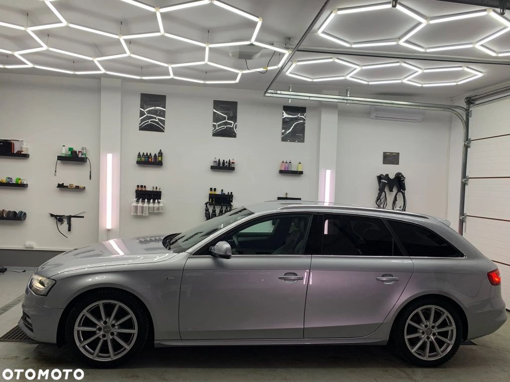 Audi a4 b8  sline  quattro  sprzedam lub zamienię.