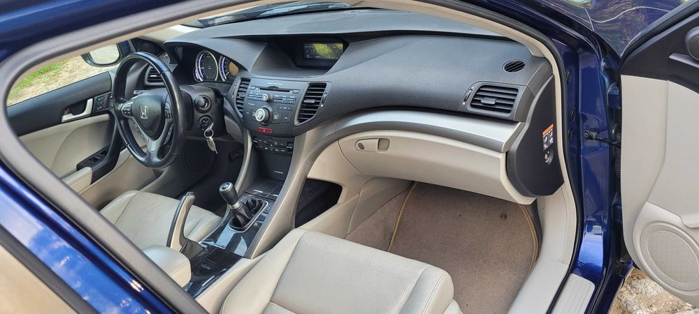 Honda Accord VIII kombi executive 2.2 diesel 180 km prywatny