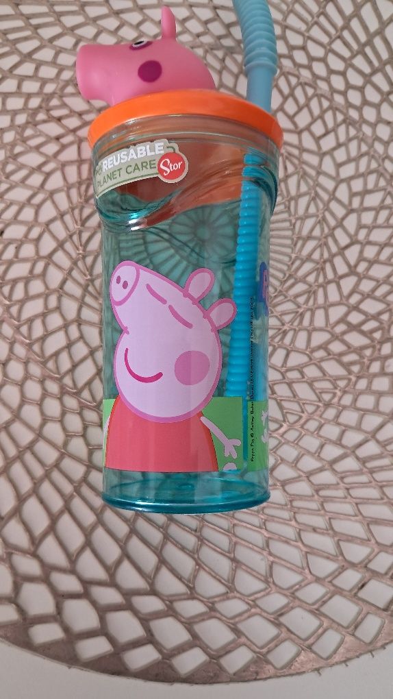 Peppa Pig kubek ze słomka i figurka