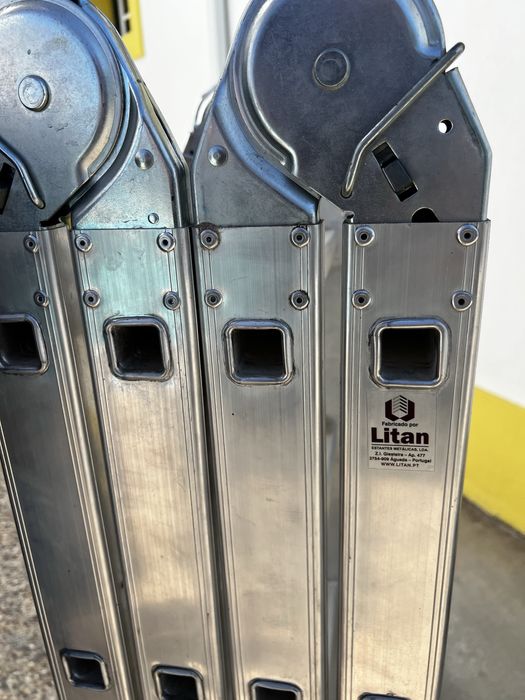 Escada multiuso com plataforna 4X3