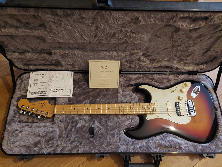Fender Stratocaster Elite