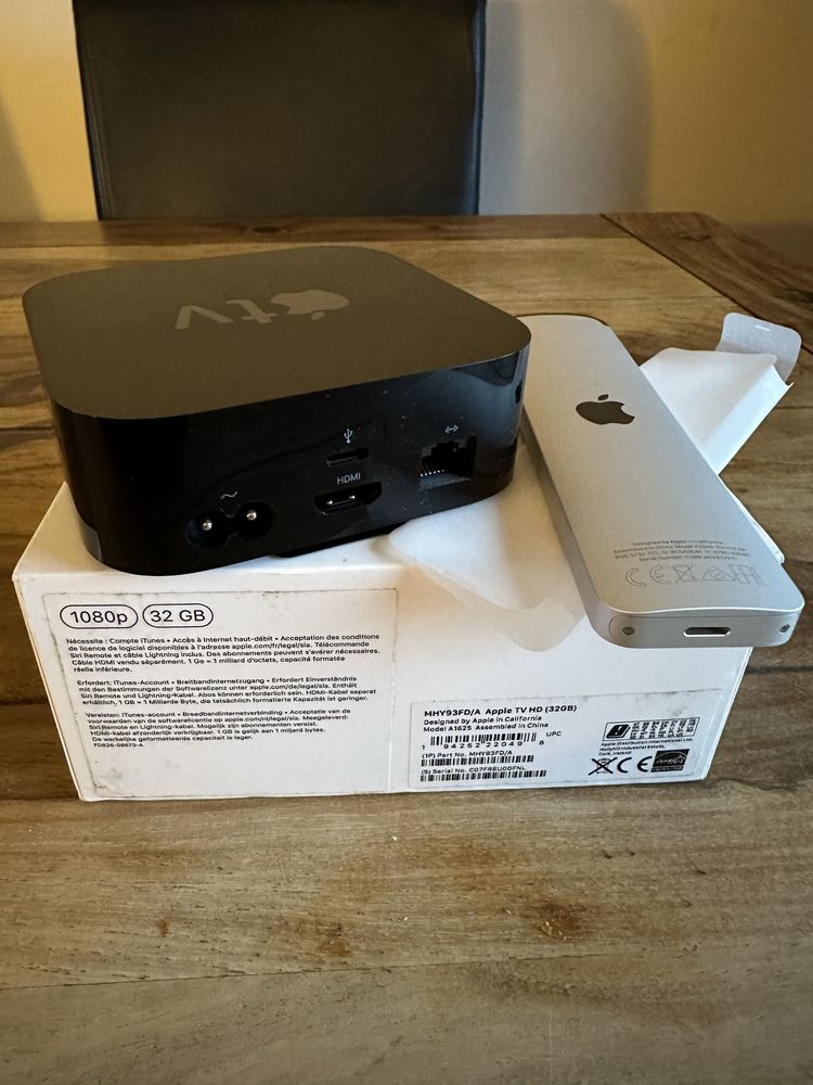 Idealny odtwarzacz multimedialny APPLE TV A1625 32GB nowy pilot