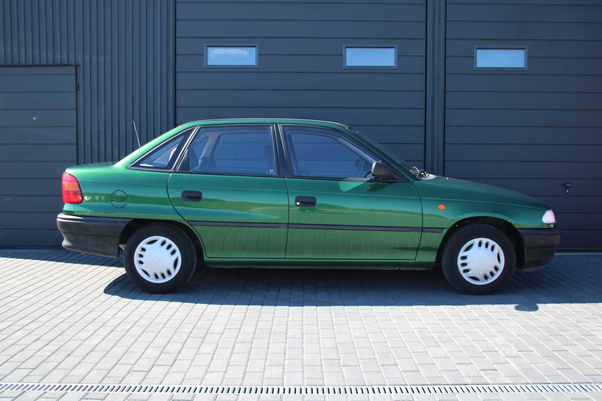 Opel Astra F 1.4 8v 1996 59.000km Salon Bublewicz  Stan Kolekcjonerski