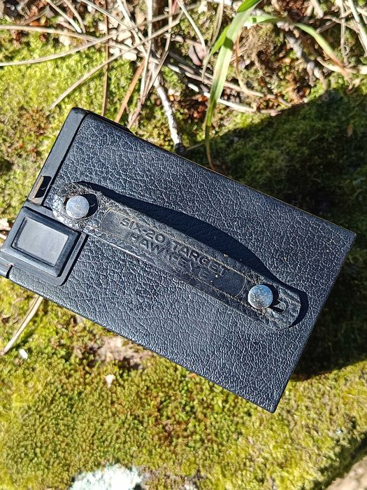 Câmara fotográfica Kodak Six-20 Target Hawkeye (Câmara box/caixote)