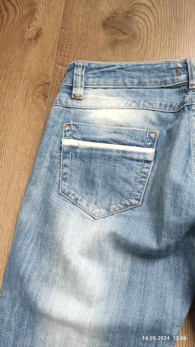 Spodnie długie jeans Armani jeans   rozmiar 29, model 1398