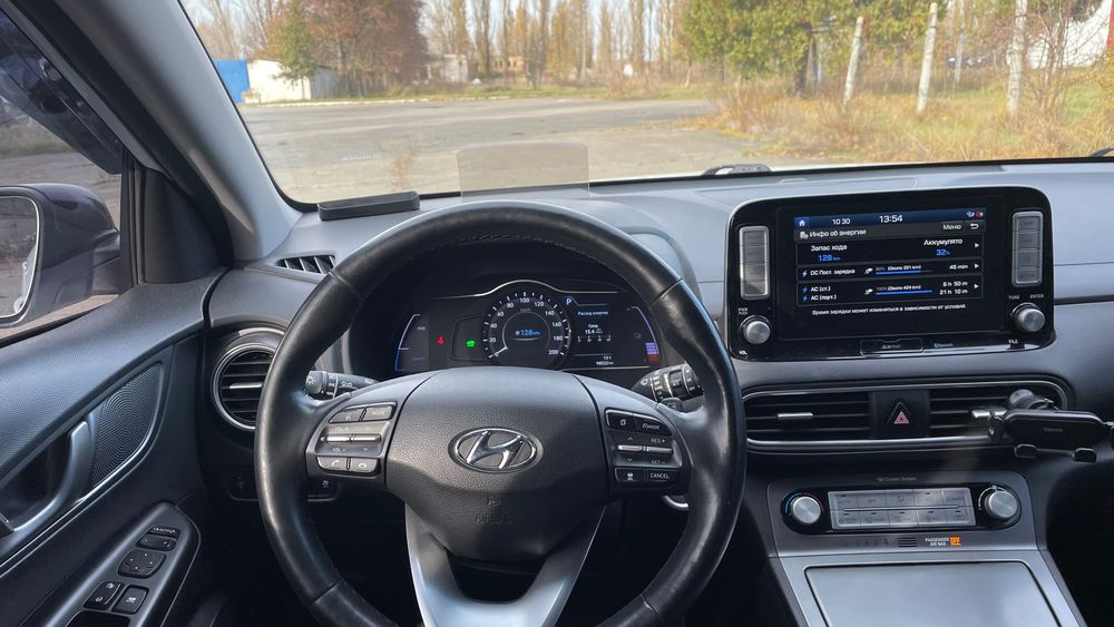 Продам Hyundai Kona ev 64 кВт 2019року.