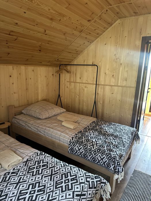 Відпочинок в Карпатах / Житло подобово / Яблуниця