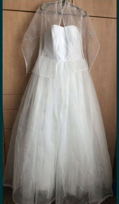 Сукня весільна, плаття