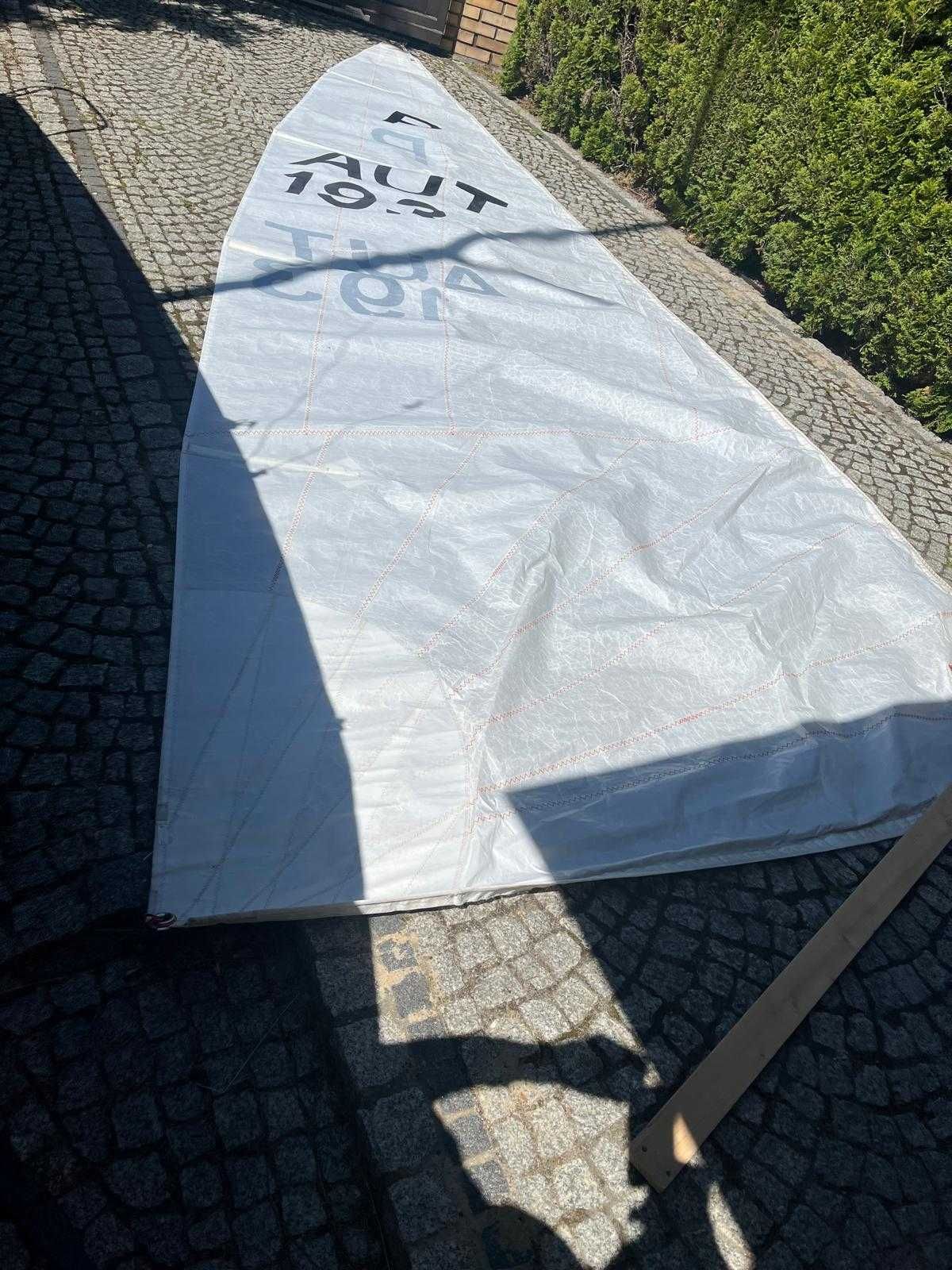 Grot, żagiel do żaglówki, jachtu, stan bdb