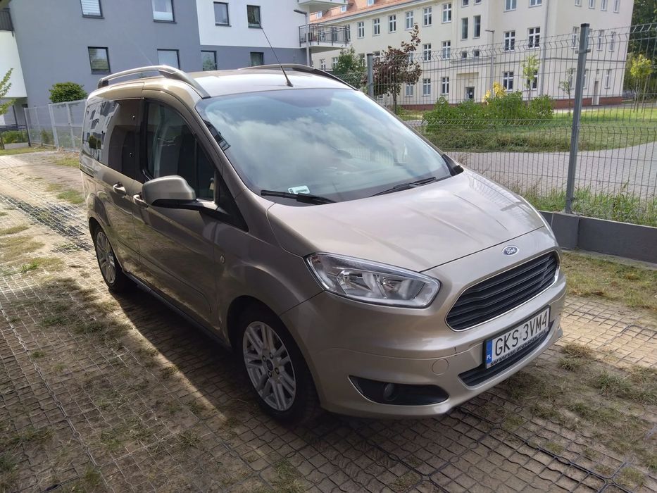 Ford Tourneo Courier salon PL,  pierwszy właściciel, serwis ASO