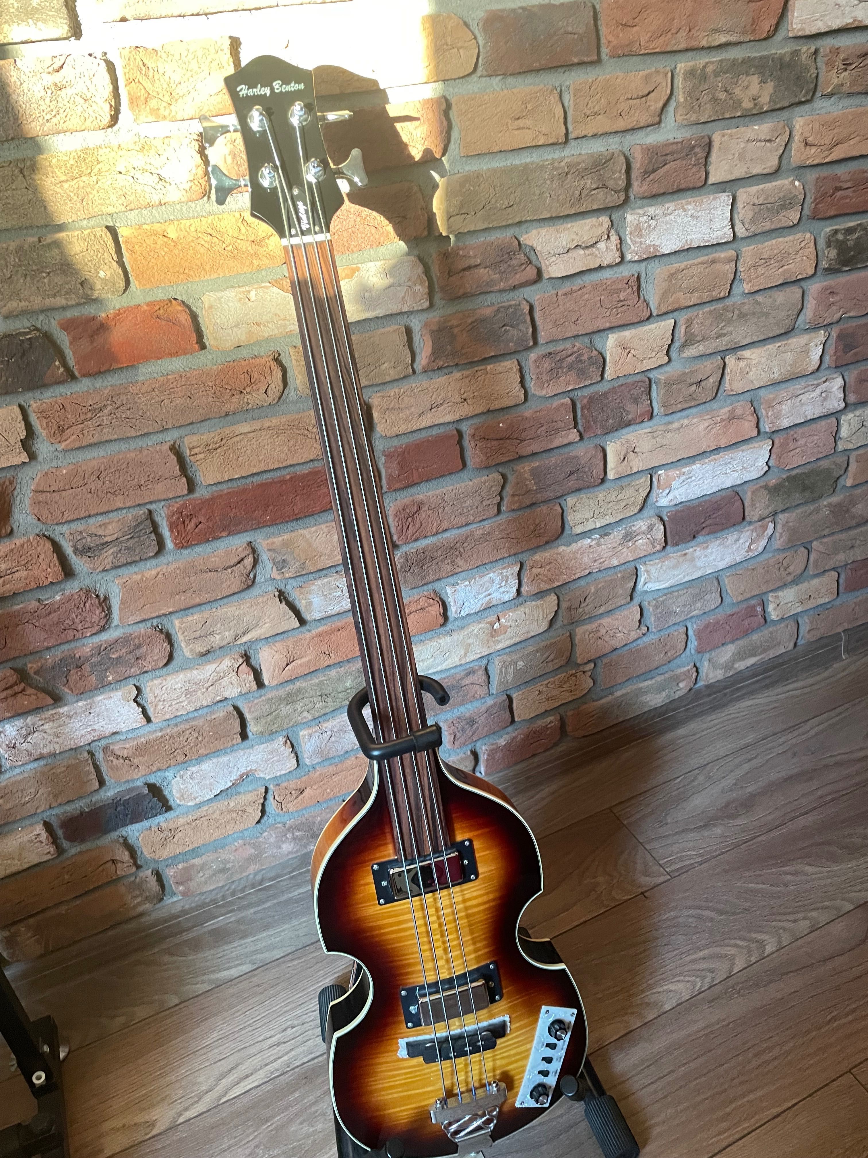Gitara Basowa Harley Benton Bezprogowa - Fretless Bas