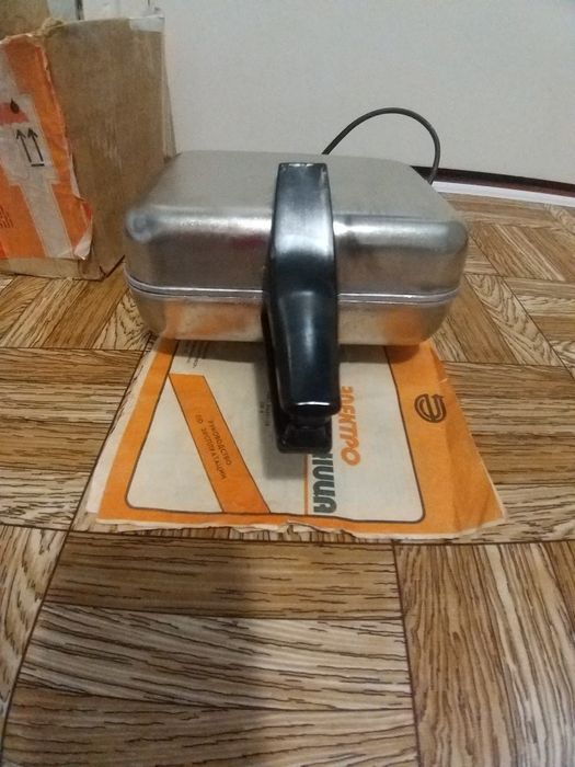 Електровафельниця   литва срср