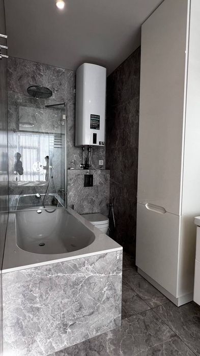 3 спальни, терраса, дорогой ремонт, Таировские сады.Резервн.питание