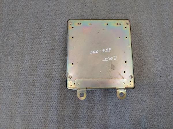 Centralina motor / ECU MITSUBISHI Colt V (CJ_, CP_)