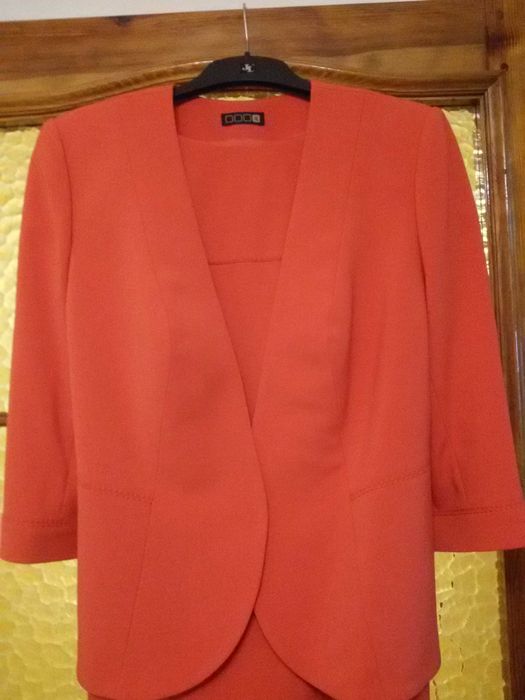 Стильный женский костюм р 54 торговой марки "Джей Эль" J&L .