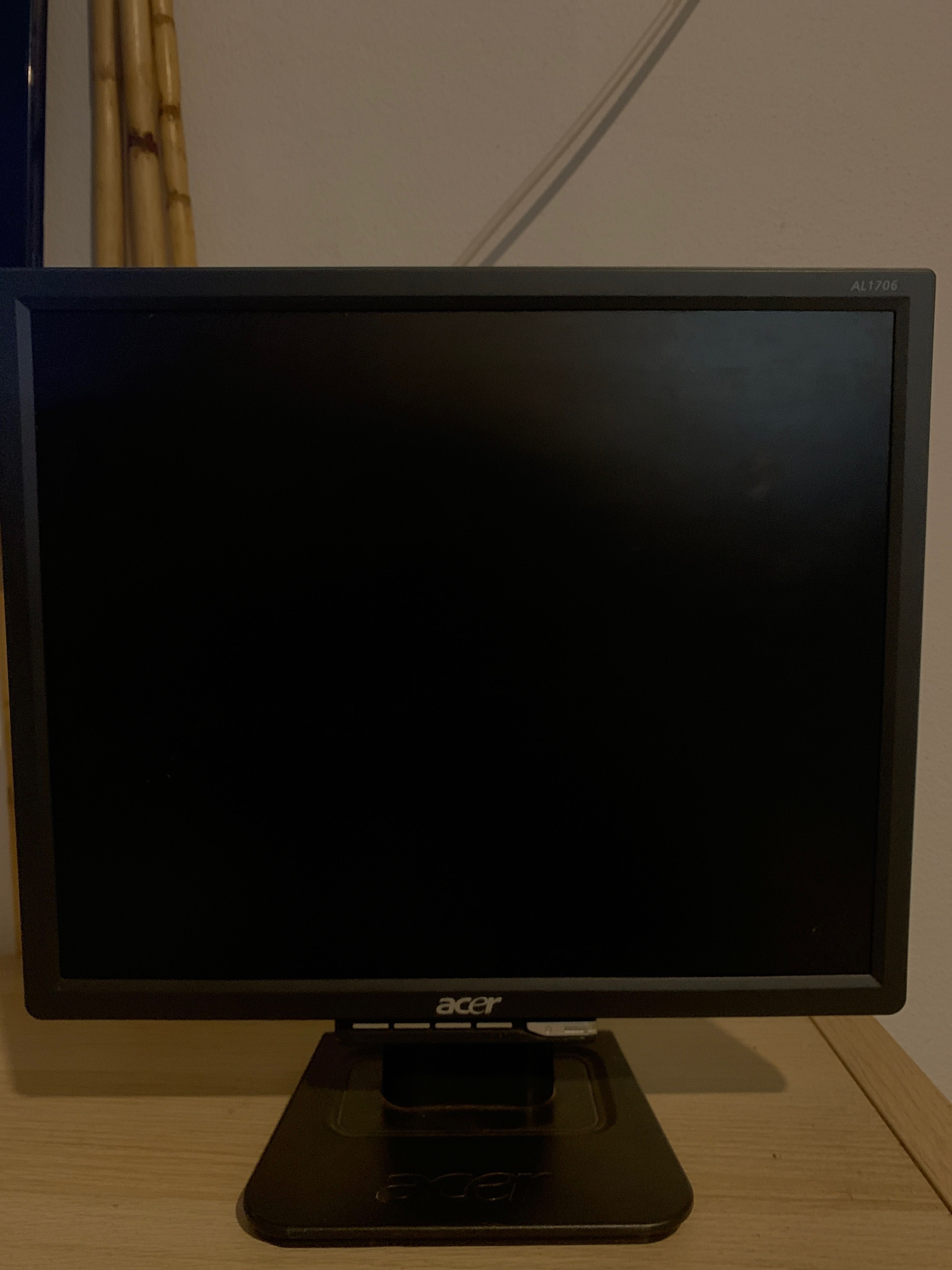 Monitor ASUS velho