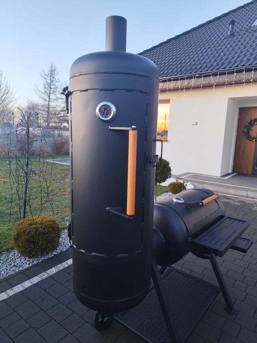 Grillo wędzarnia kuchnia polowa