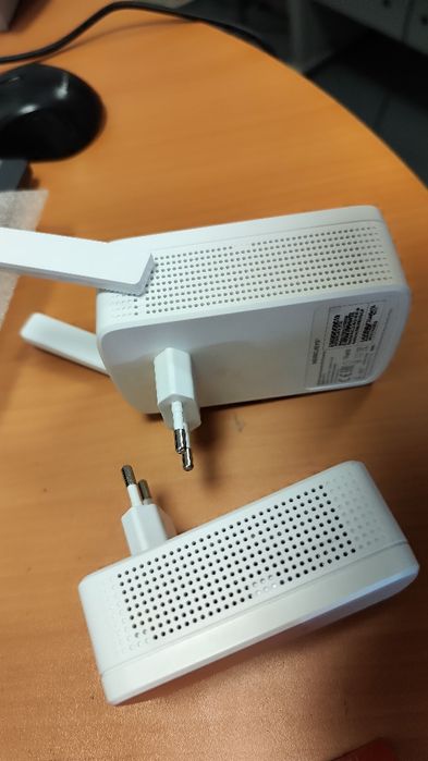 Mercusys AV1000 power line