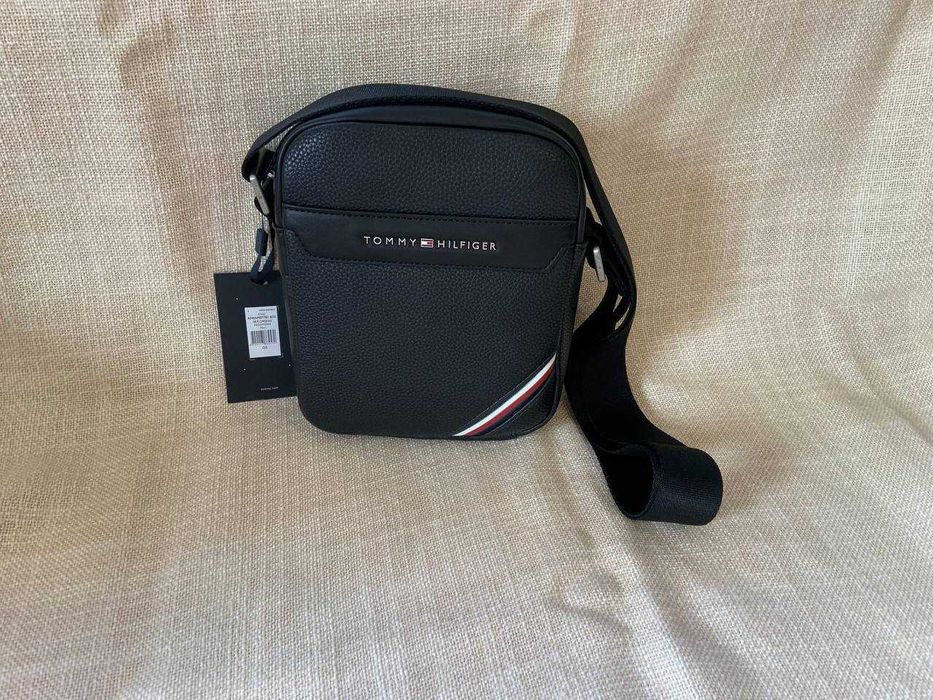 Сумка чоловіча Tommy Hilfiger розмір 21*17*6,5 см