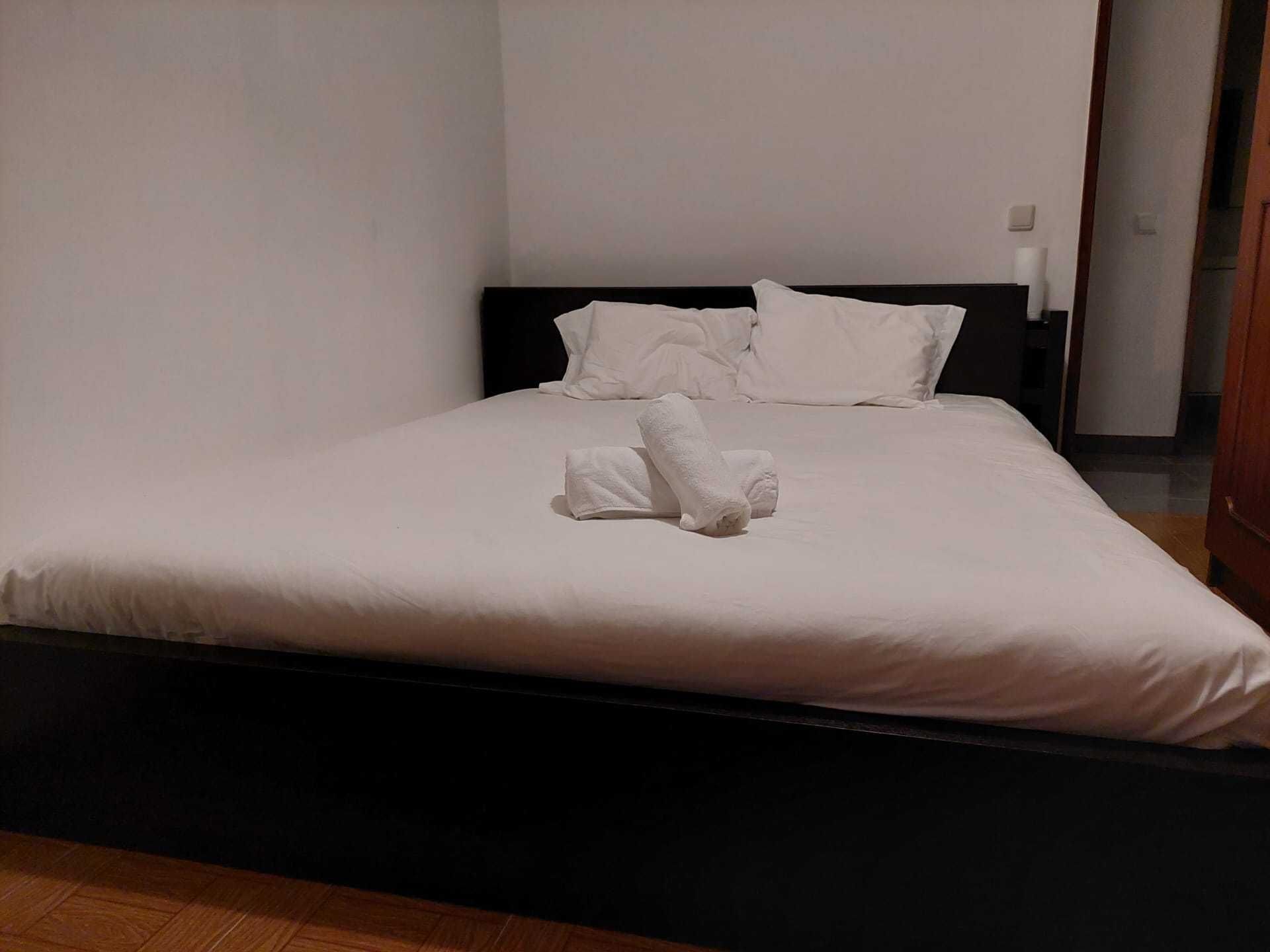 Quarto Casal para Arrendar