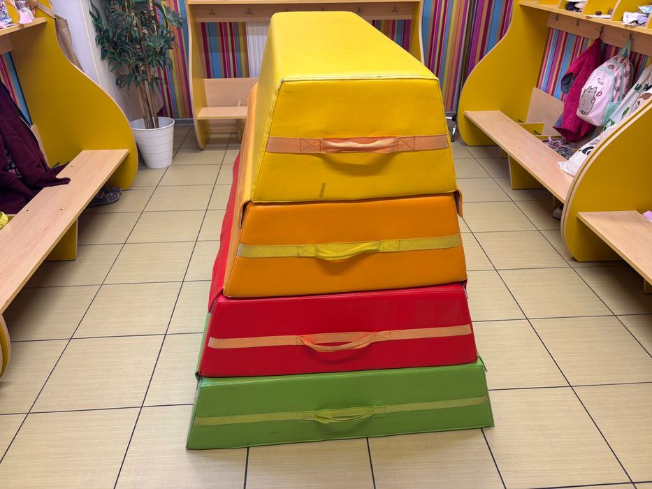 Atestowana skrzynia piankowa - kształtka rehabilitacyjna Moje Bambino