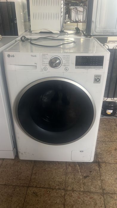 LG ThinQ 9kg – Máquina de Lavar Roupa – 180€