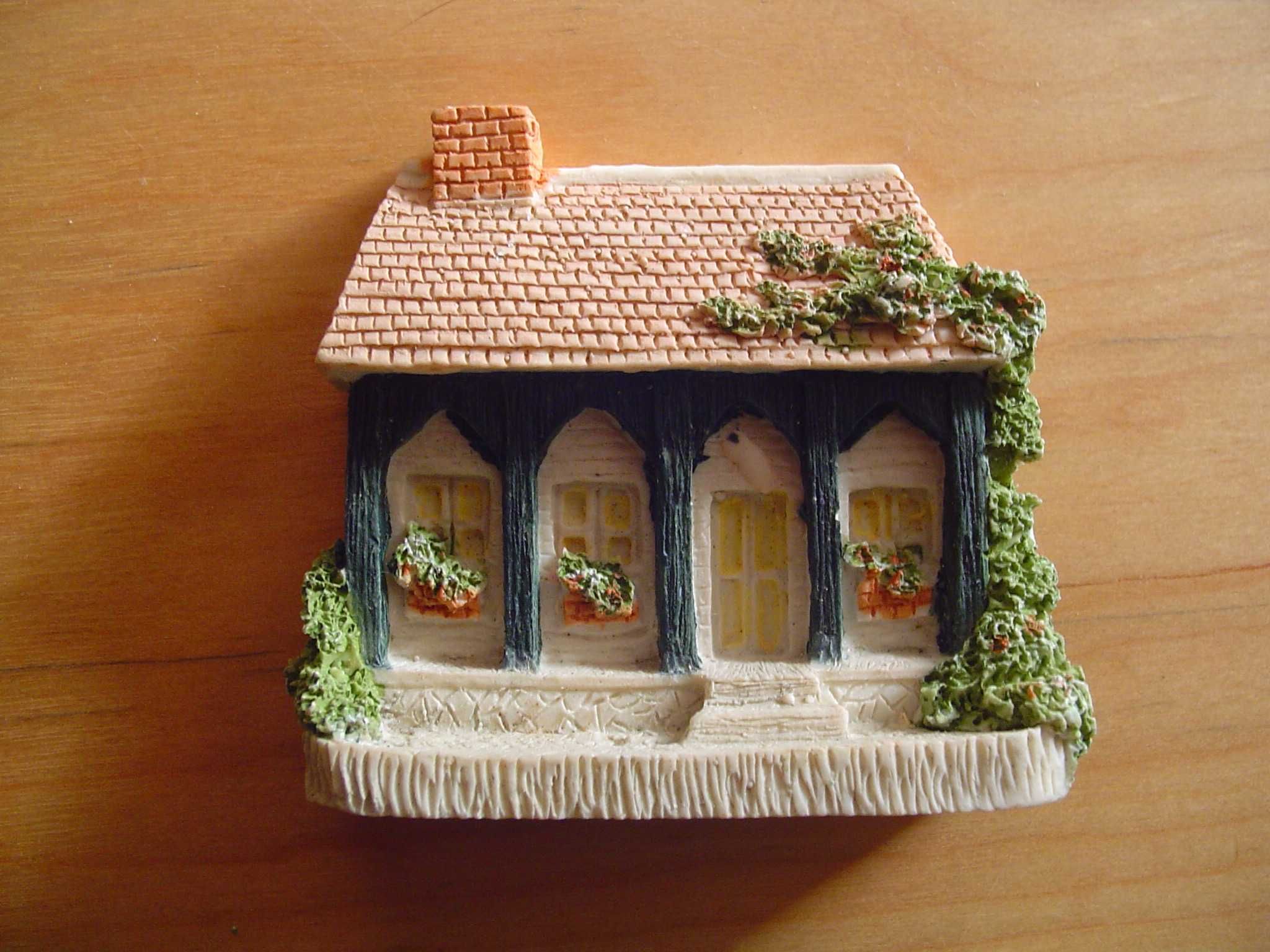 Casas miniatura em resina